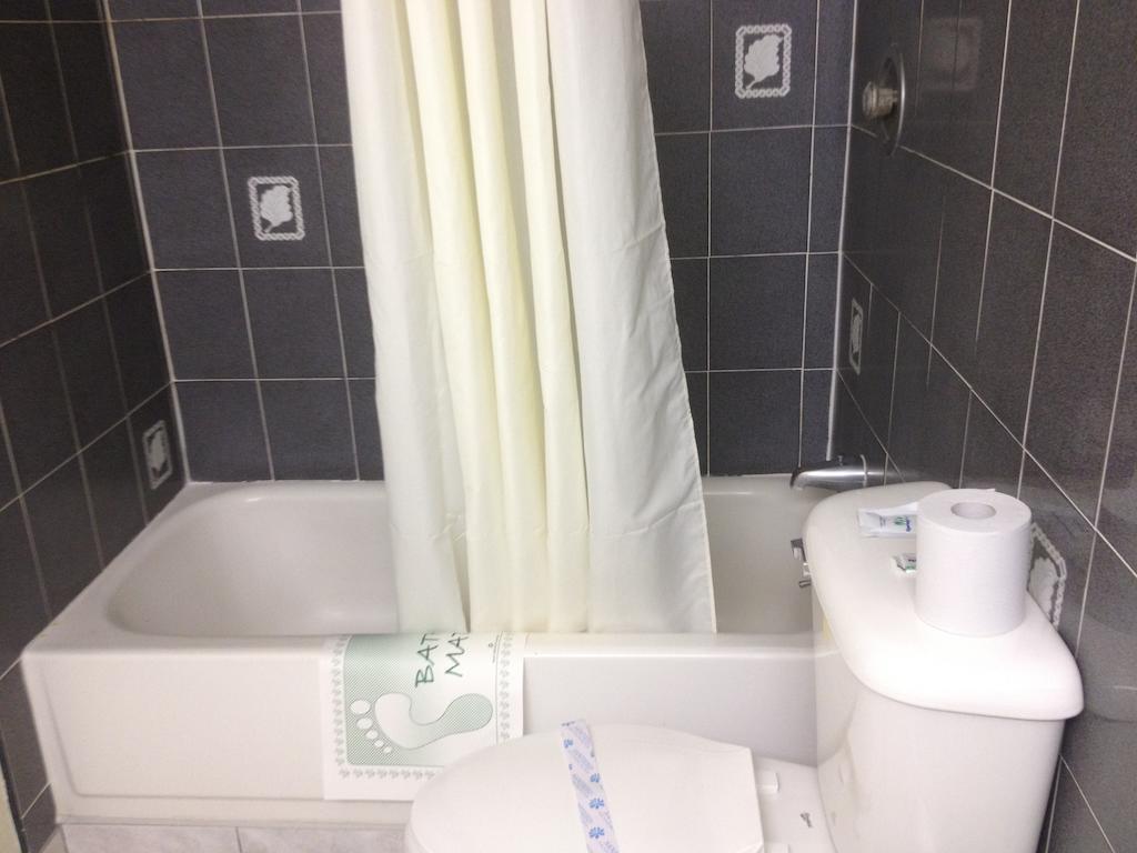 Parkside Inn 프레즈노 객실 사진